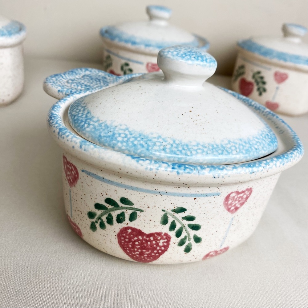 Set of 4 Teamson China 1996 Heart Shape Pot with Lid